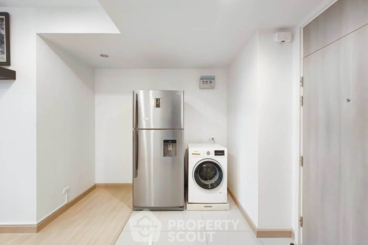 Yan Nawa, Bangkok - Photo 3