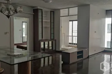 3 Bedroom Apartment for rent in Lumpini, Bangkok near BTS Chit Lom