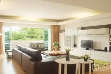 2 Bedroom Apartment for rent in Khlong Tan Nuea, Bangkok