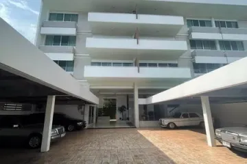 2 Bedroom Apartment for rent in Khlong Tan Nuea, Bangkok