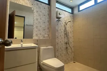 3 Bedroom House for rent in Khlong Tan Nuea, Bangkok near Airport Rail Link Ramkhamhaeng