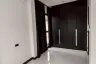 5 Bedroom House for rent in Phlapphla, Bangkok