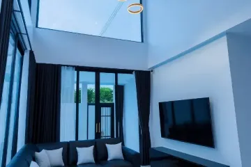5 Bedroom House for rent in Phlapphla, Bangkok