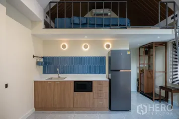 1 Bedroom House for rent in Bang Chak, Bangkok