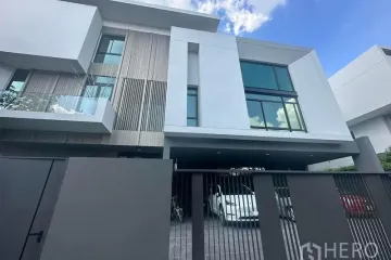 4 Bedroom House for sale in Nantawan Rama 9 - Srinakarin, Saphan Sung, Bangkok