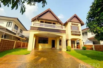 3 Bedroom House for rent in Baan Ladawan Srinakarin, Samrong Nuea, Samut Prakan near MRT Si Bearing