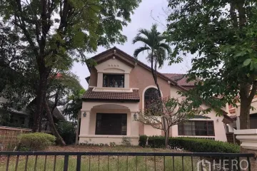 4 Bedroom House for rent in Baan Ladawan Srinakarin, Samrong Nuea, Samut Prakan near MRT Si Bearing