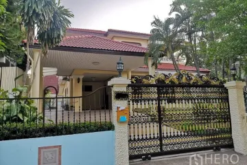 4 Bedroom House for sale in Baan Ladawan Srinakarin, Samrong Nuea, Samut Prakan near MRT Si Bearing
