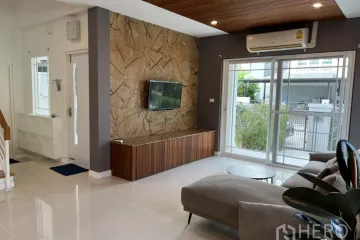 3 Bedroom House for rent in Mantana Rama 9-Srinakarin, Hua Mak, Bangkok