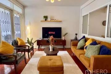 3 Bedroom Townhouse for rent in Khlong Tan Nuea, Bangkok