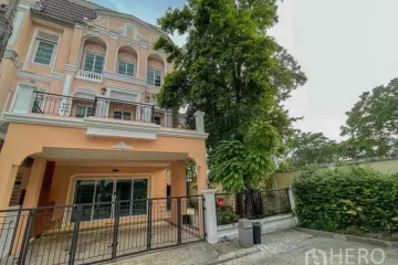 3 Bedroom Townhouse for rent in Bang Chak, Bangkok