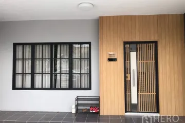 3 Bedroom Townhouse for rent in Suan Luang, Bangkok near MRT Khlong Kalantan