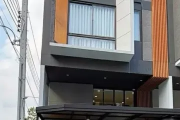 3 Bedroom Townhouse for rent in Shizen Phatthanakan 32, Suan Luang, Bangkok