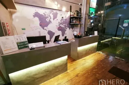 For rent or sale Office Space 230 sqm in Si Lom, Bang Rak, Bangkok BTS Surasak