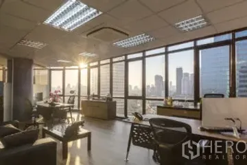 Office for rent in Khlong Tan, Bangkok