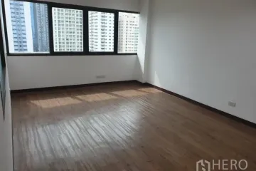 Office for rent in Khlong Tan Nuea, Bangkok near BTS Ekkamai