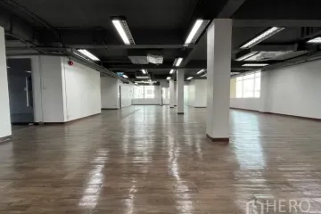Office for rent in Thanon Phetchaburi, Bangkok near BTS Ratchathewi
