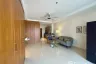Condo for sale in View Talay 5, Nong Prue, Chonburi