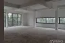 Office for rent in Phra Khanong Nuea, Bangkok