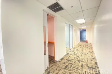 Office for rent in Chatuchak, Bangkok near BTS Ladphrao Intersection