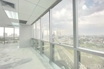 Office for rent in Chatuchak, Bangkok near BTS Ladphrao Intersection