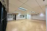 Office for rent in Khlong Tan Nuea, Bangkok near BTS Ekkamai