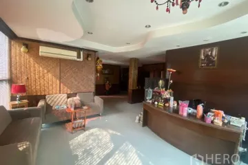 Office for rent in Samae Dam, Bangkok