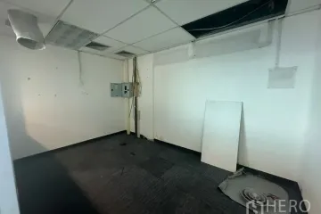 Office for rent in Khlong Toei, Bangkok near BTS Asoke