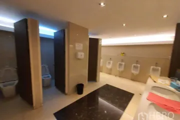 Office for rent in Khlong Toei, Bangkok near BTS Asoke