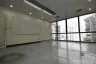 Office for rent in Khlong Toei Nuea, Bangkok near MRT Sukhumvit