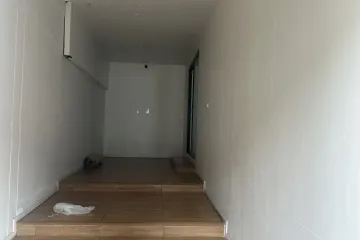 Office for rent in Bang Chak, Bangkok near BTS On Nut