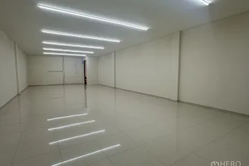 Office for rent in Bang Chak, Bangkok