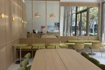 Commercial for rent in Khlong Tan Nuea, Bangkok