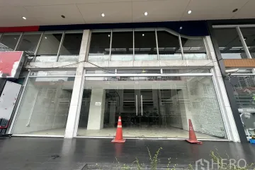 Commercial for rent in Lumpini, Bangkok near BTS Chit Lom
