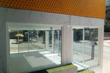 Commercial for rent in Phra Khanong Nuea, Bangkok near BTS Ekkamai