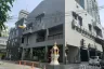 Commercial for rent in Khlong Tan Nuea, Bangkok near BTS Ekkamai
