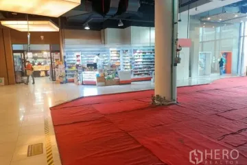 Commercial for rent in Phra Khanong, Bangkok near BTS Ekkamai