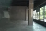 Commercial for rent in Khlong Tan, Bangkok