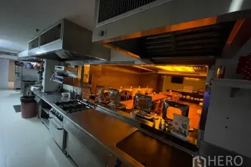 Commercial for rent in Khlong Toei Nuea, Bangkok near BTS Nana