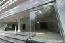 Commercial for rent in Khlong Toei Nuea, Bangkok near MRT Sukhumvit