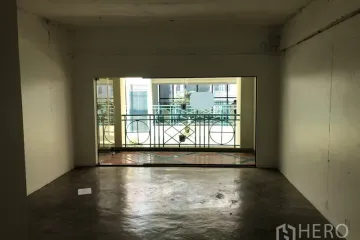 Commercial for rent in Khlong Toei Nuea, Bangkok near MRT Sukhumvit