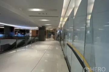 Commercial for rent in Khlong Tan Nuea, Bangkok