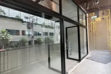 Commercial for rent in Khlong Tan, Bangkok near BTS Phrom Phong