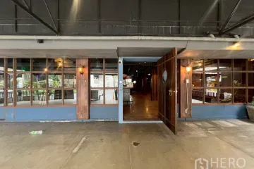 Commercial for rent in 