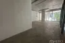 Commercial for rent in Bang Chak, Bangkok near BTS Punnawithi