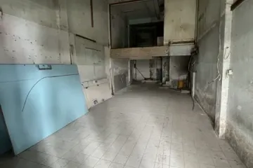 3 Bedroom Commercial for rent in Khlong Tan, Bangkok near BTS Phrom Phong