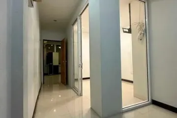 Commercial for rent in Chong Nonsi, Bangkok