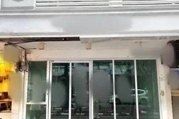 Commercial for rent in Thanon Phaya Thai, Bangkok near Airport Rail Link Phaya Thai