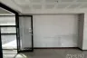 Commercial for rent in Bang Kapi, Bangkok near MRT Pradit Manutham