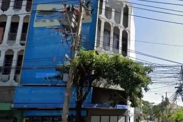 Commercial for rent in Khlong Tan Nuea, Bangkok